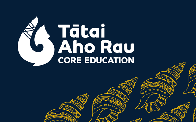 Tātai Aho Rau logo and Conch