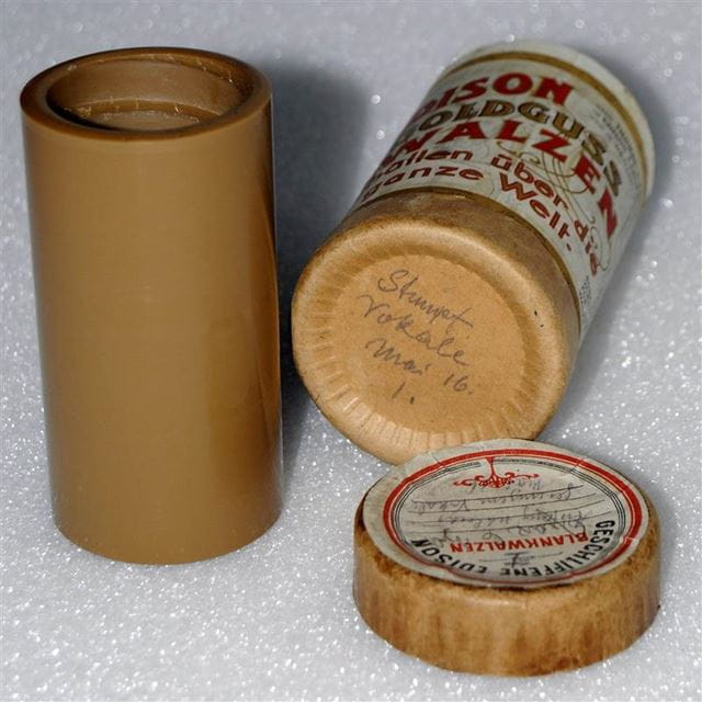 Experimental recording Carl Stumpf, Vokale 1, May 1916. Creative Commons CC-BY-SA License